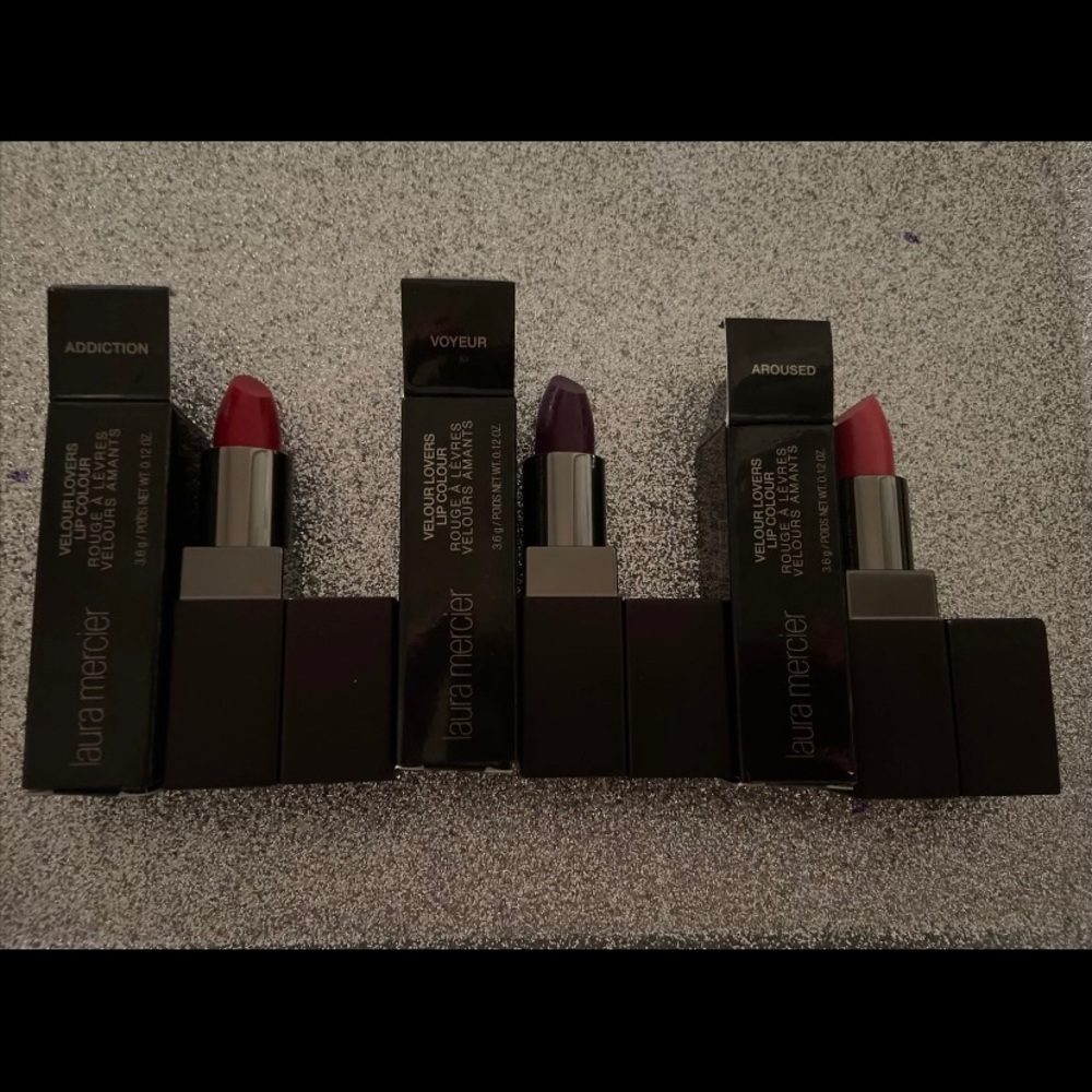 Laura Mercier Velour Lips